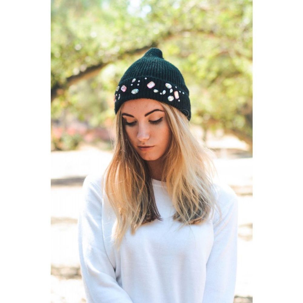 NEW Black Gen 💎 Beanie